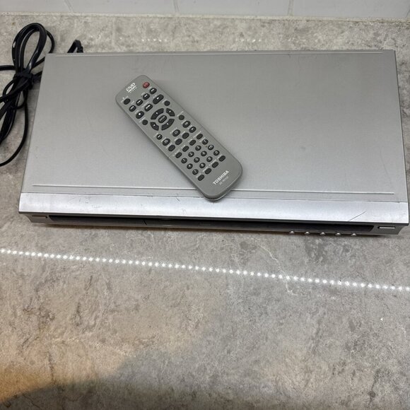 Toshiba DVD Video Player SD-430V Works, with Remote - Picture 4 of 16